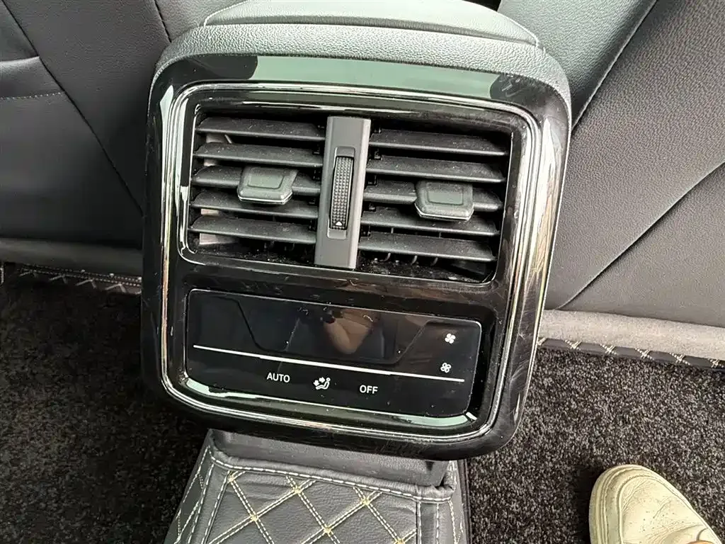 Volkswagen Passat — фото 6