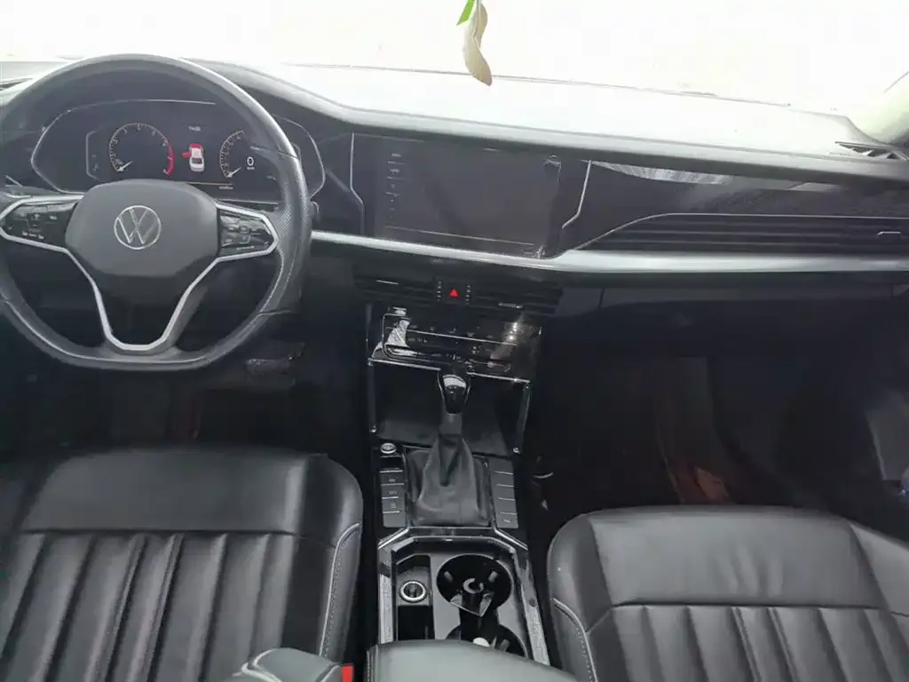 Volkswagen Passat — фото 5