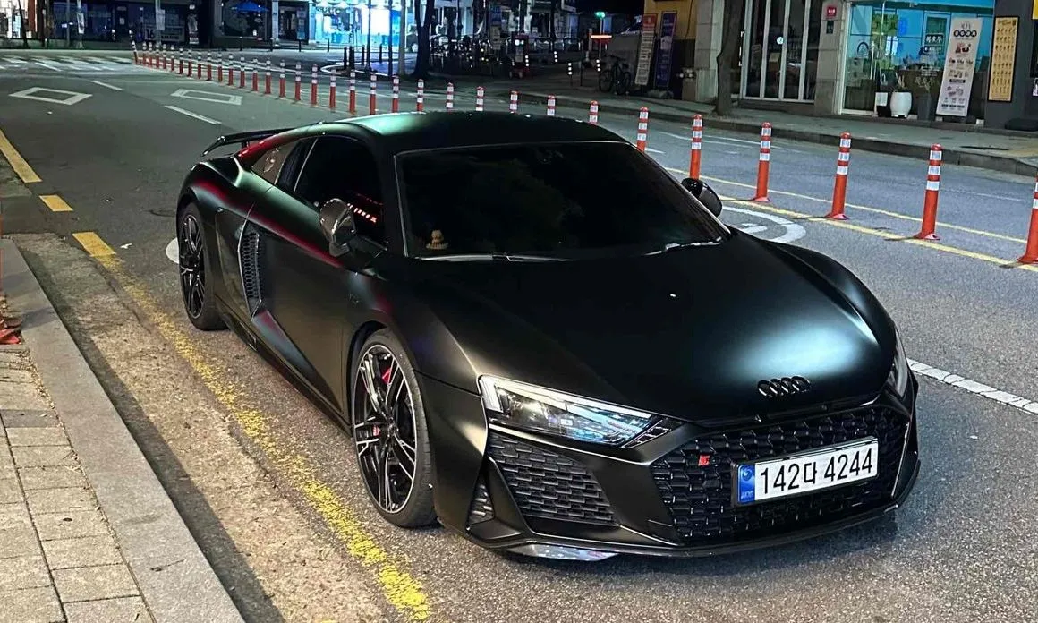 Audi R8 2021 из KR, фото 4
