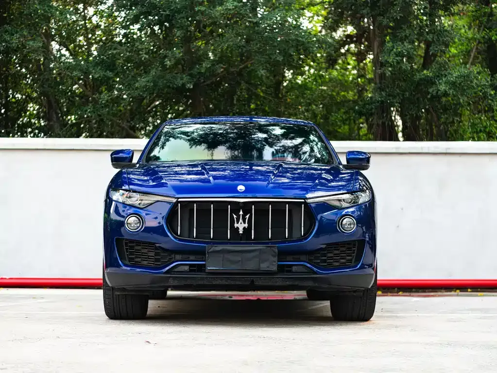 Maserati Levante — фото 9