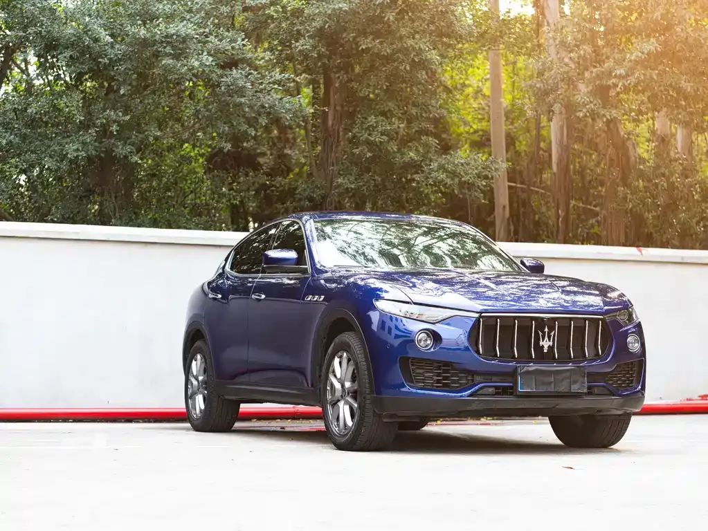 Maserati Levante — фото 10