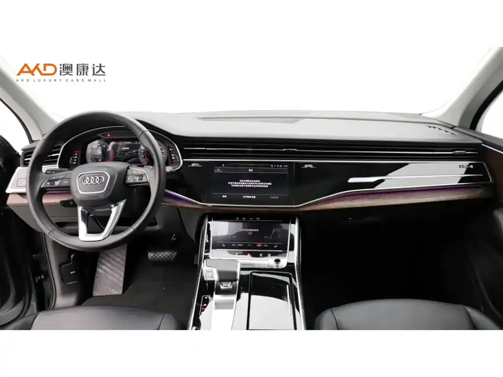 Audi Q7 2021 из CN, фото 5