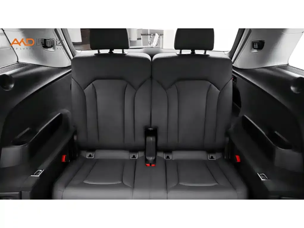 Audi Q7 2021 из CN, фото 4