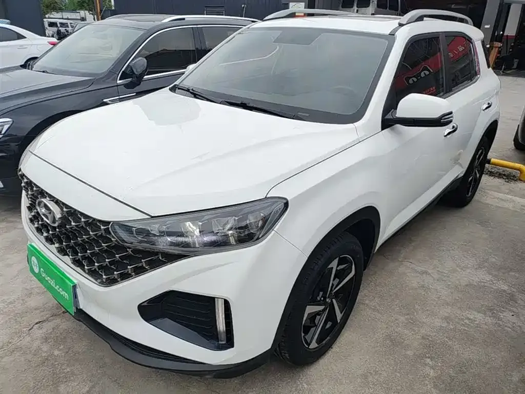 Hyundai ix35 — фото 1