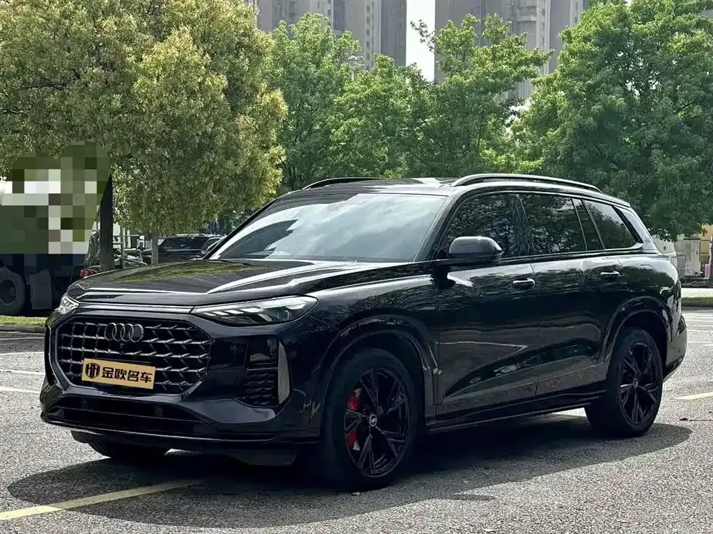 Audi Q6
