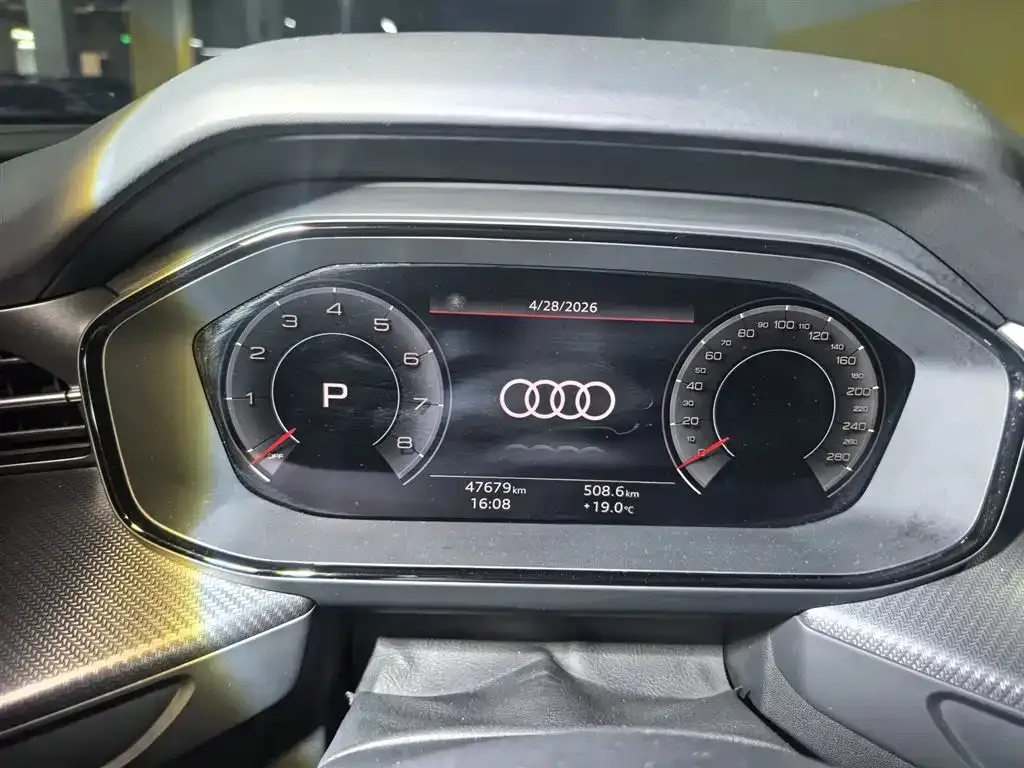 Audi Q6 2024 из CN, фото 5