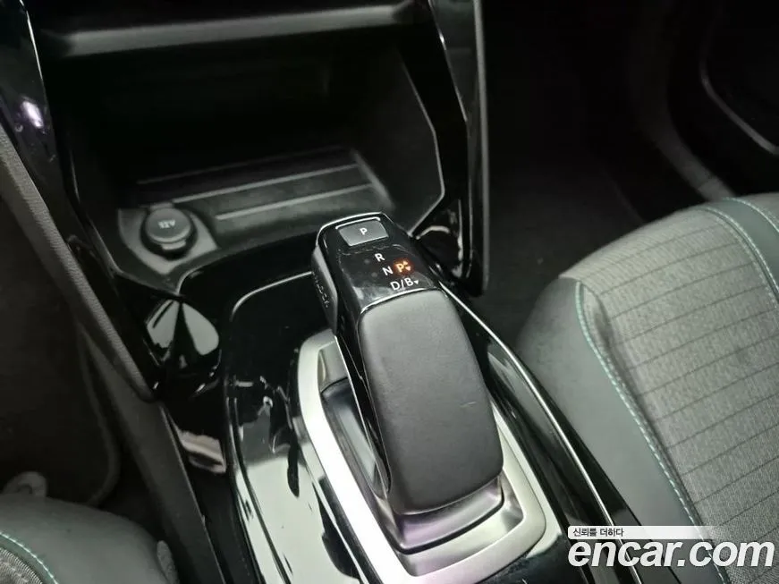 Peugeot 2008 2022 из KR, фото 8