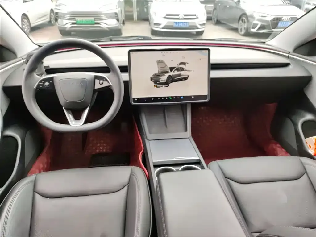 Tesla Model 3 — фото 3