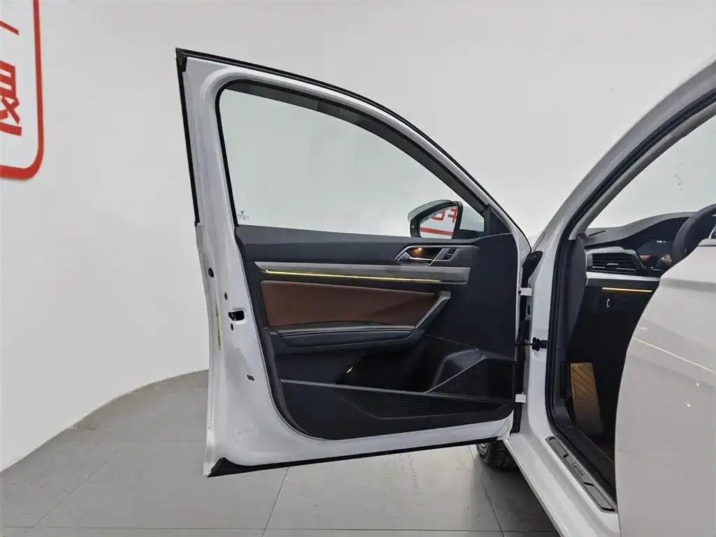 Volkswagen Lavida 2021 из CN, фото 4