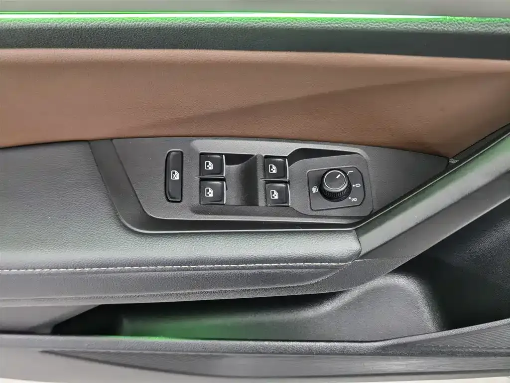 Volkswagen Lavida 2021 из CN, фото 9