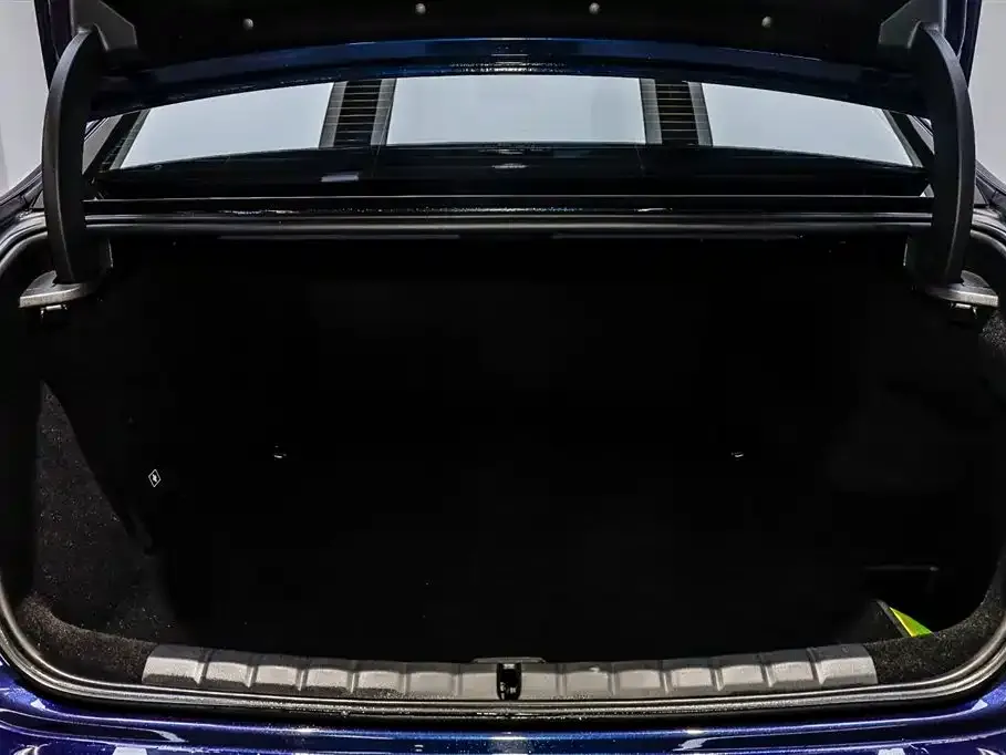 BMW i7 2023 из CN, фото 5