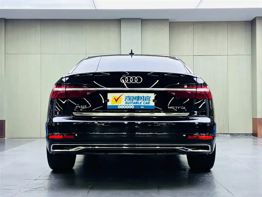 Audi A6L — фото 8