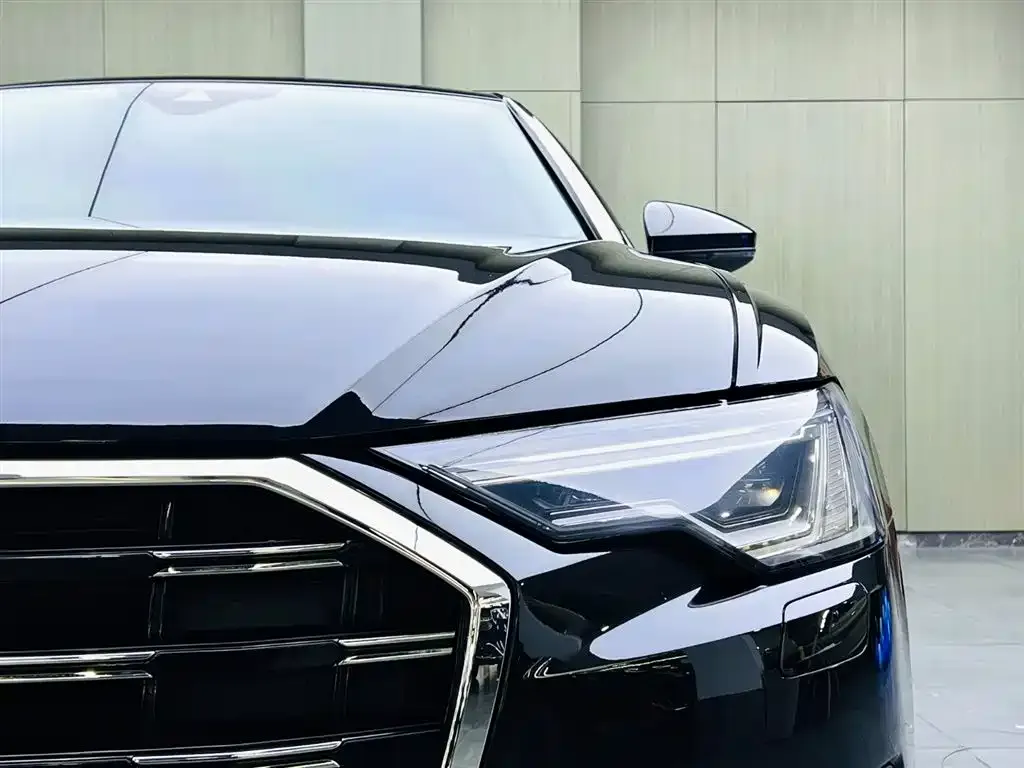 Audi A6L — фото 5