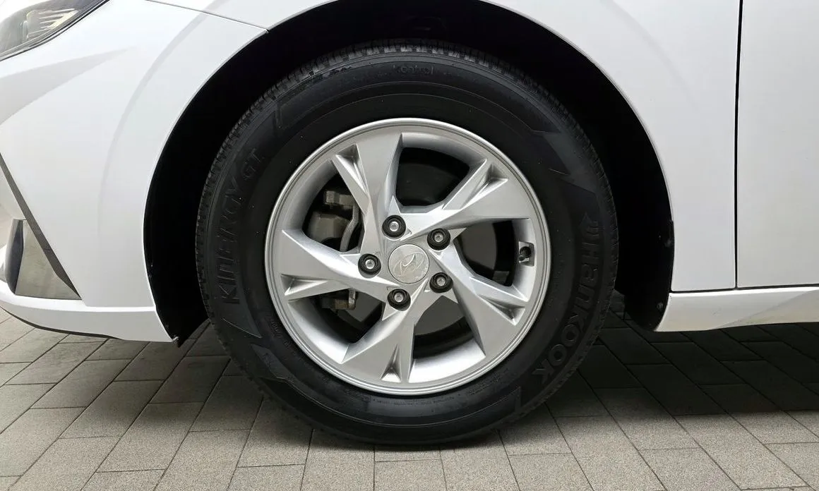 Hyundai AVANTE — фото 7
