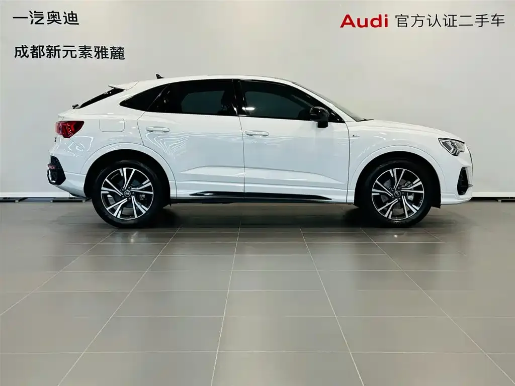 Audi Q3 Sportback — фото 9