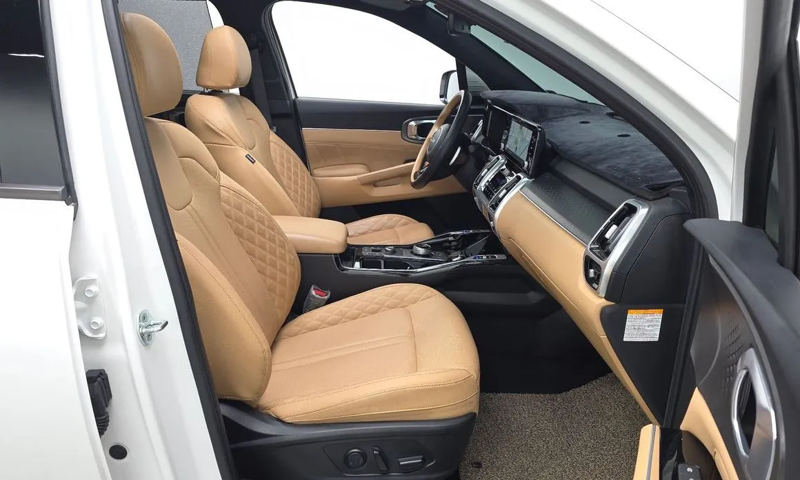 Kia Sorento — фото 10