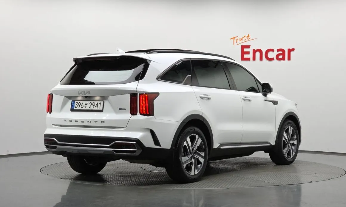 Kia Sorento — фото 4