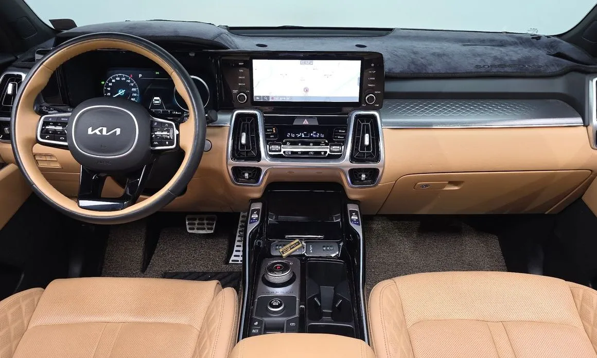 Kia Sorento — фото 9