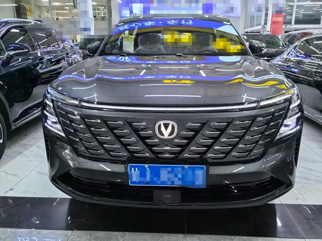 Changan CS75PLUS — фото 6