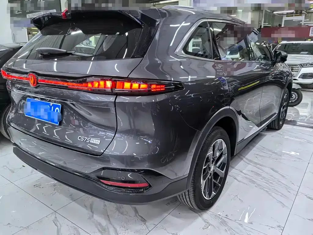Changan CS75PLUS — фото 9