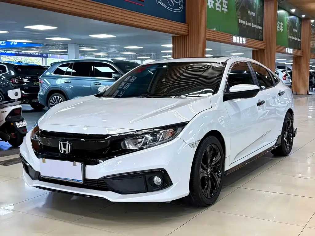 Honda Civic — фото 1