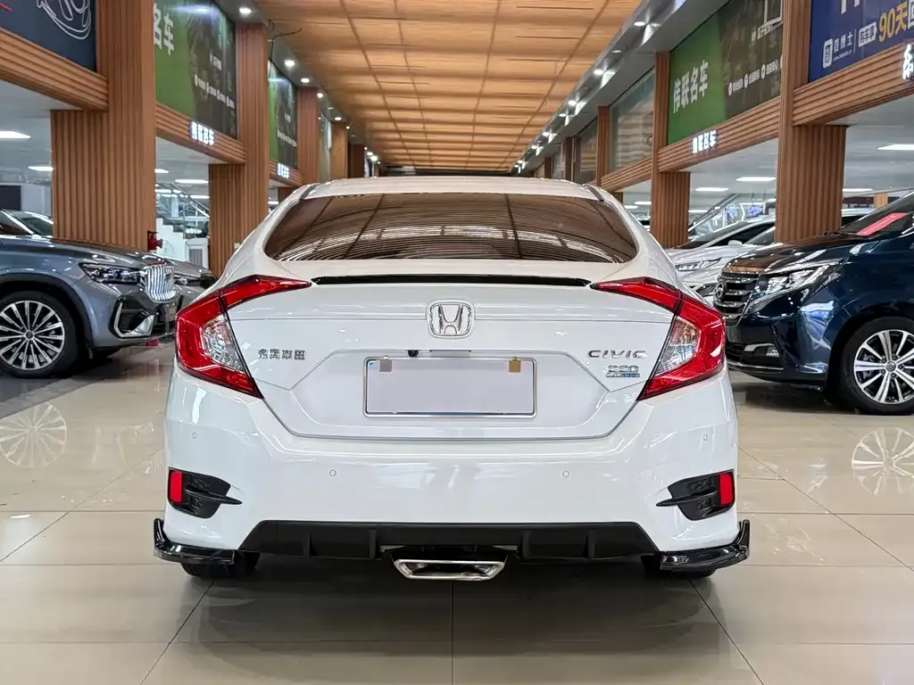 Honda Civic — фото 3