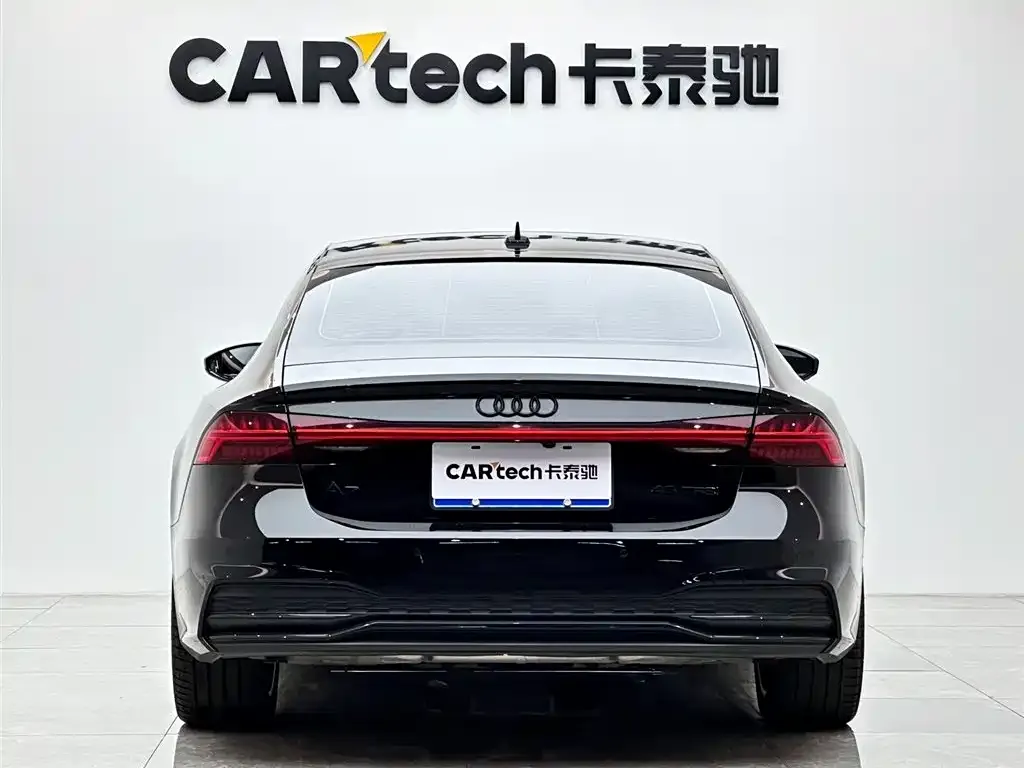 Audi A7 — фото 2