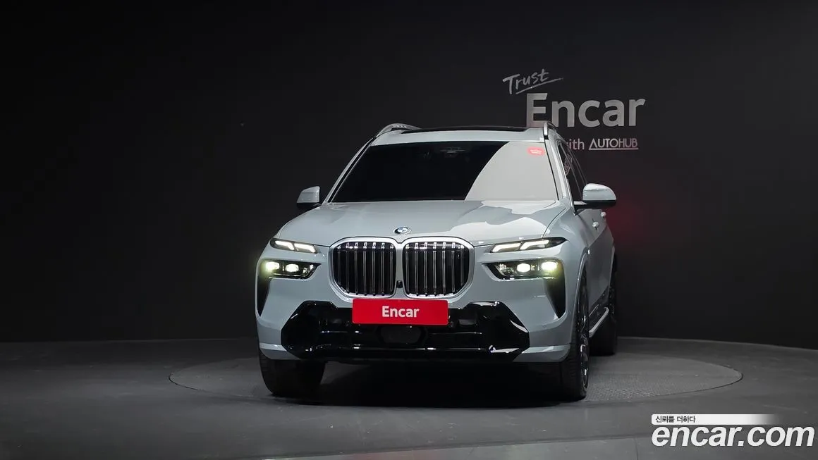 BMW X7 — фото 2