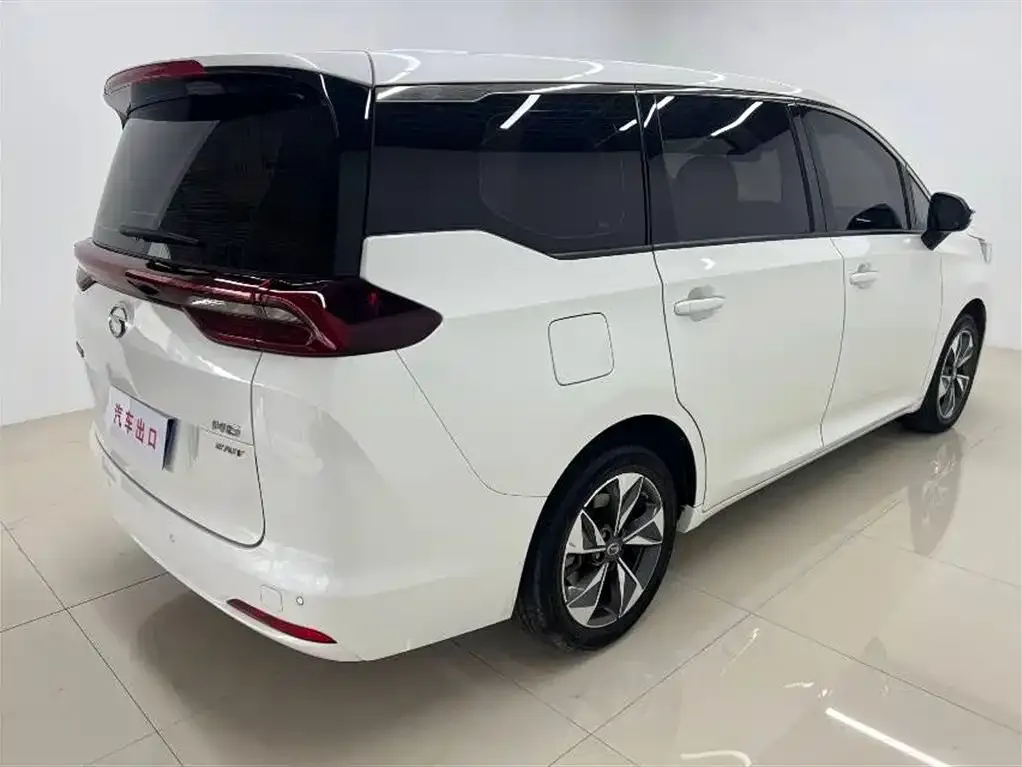 GAC Motor Trumpchi M6 — фото 6