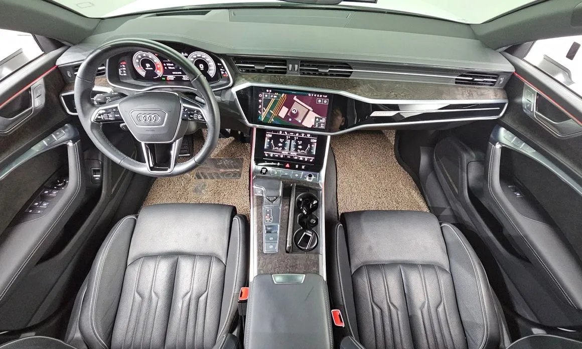 Audi A7 2021 из KR, фото 2