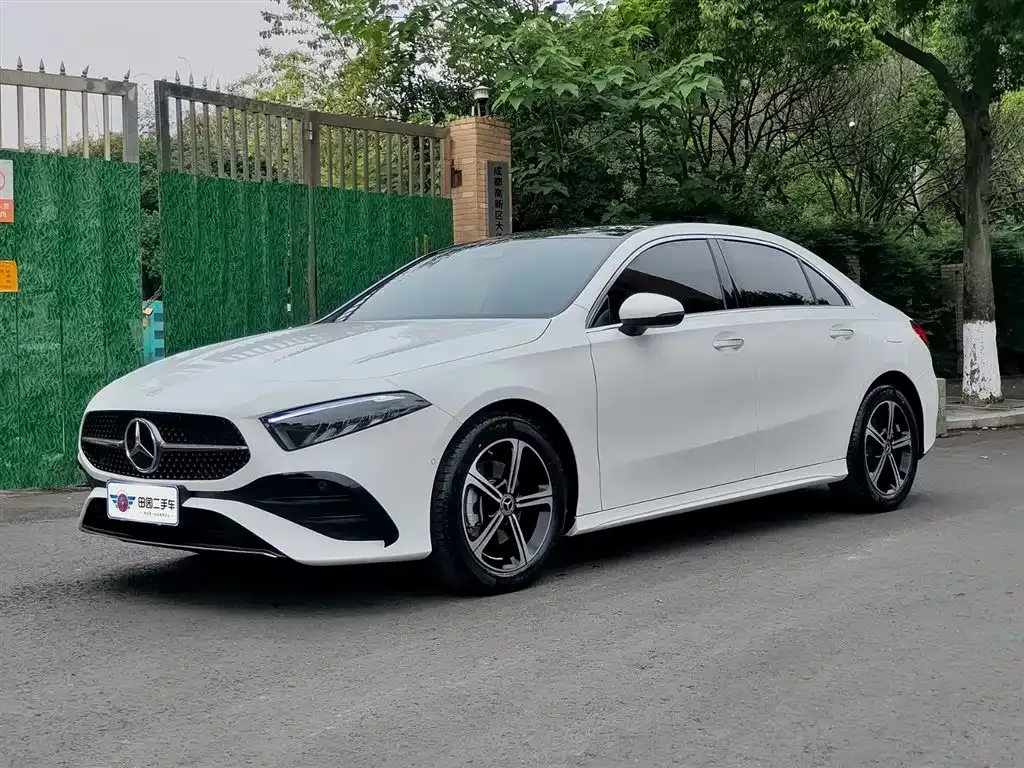 Mercedes-Benz A-Class — фото 1