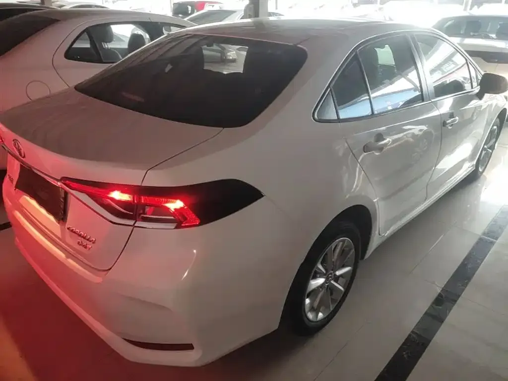 Toyota Corolla 2022 из CN, фото 7
