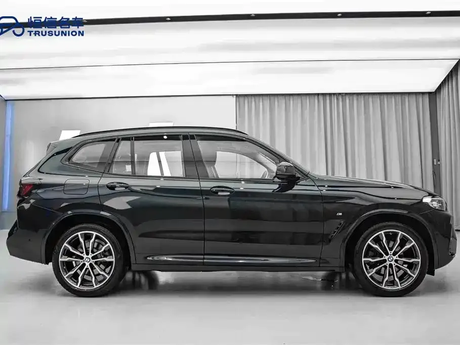 BMW X3 — фото 9