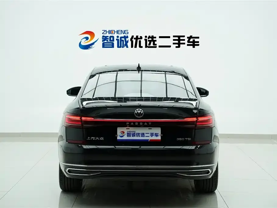 Volkswagen Passat — фото 10