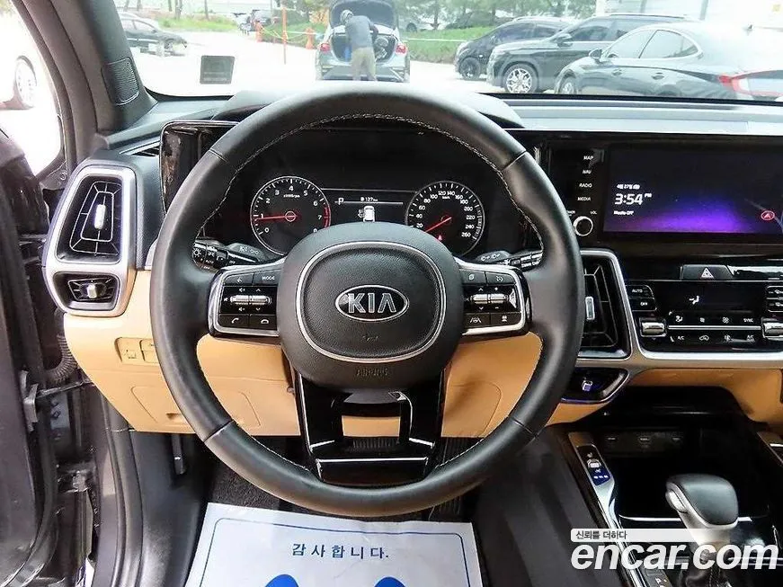 Kia Sorento — фото 6