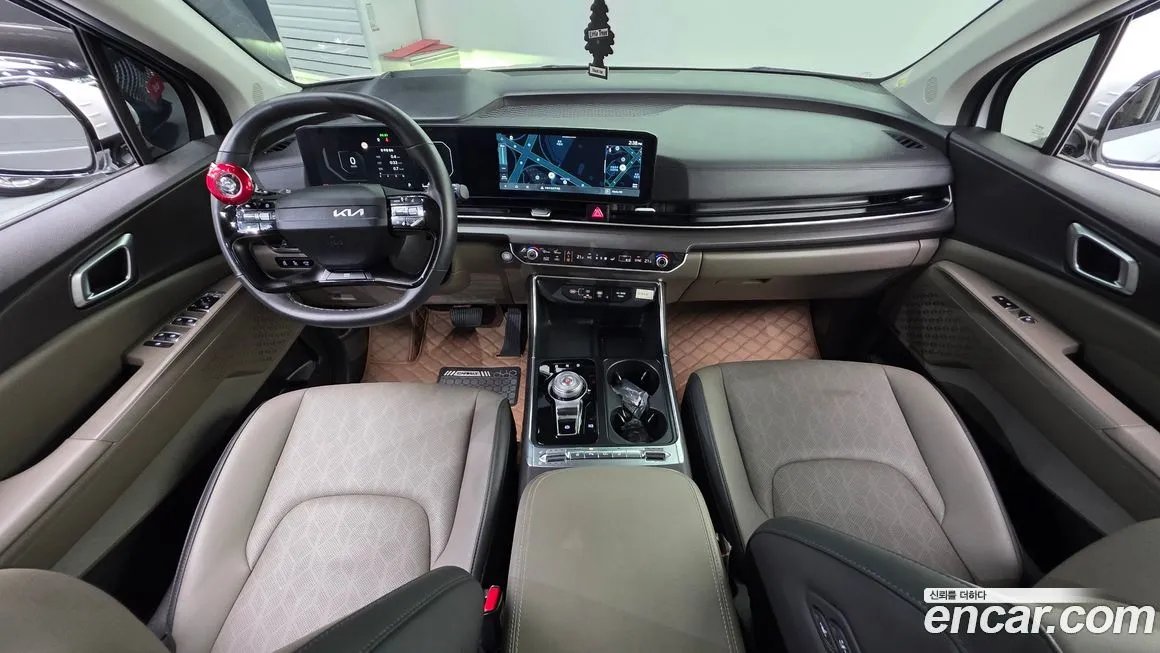 Kia Carnival — фото 8