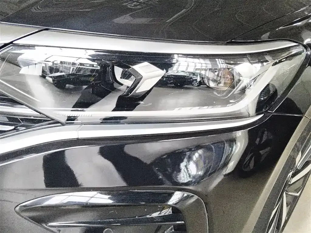 Volkswagen Passat — фото 7