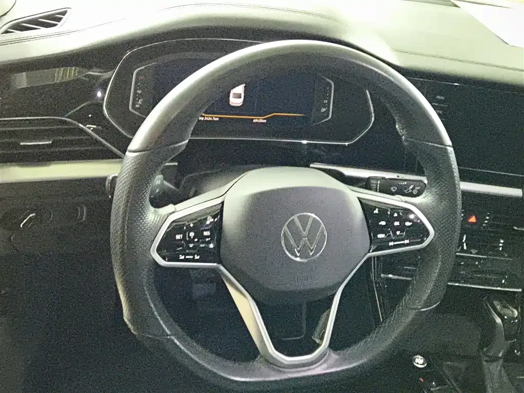 Volkswagen Passat — фото 5