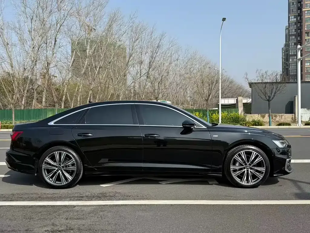 Audi A6L 2025 из CN, фото 6
