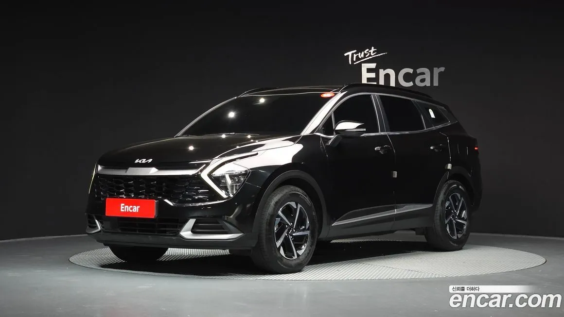Kia Sportage — фото 1