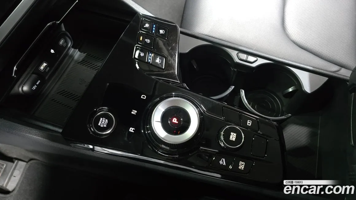 Kia Sportage — фото 7