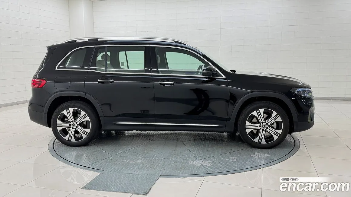 Mercedes-Benz EQB 2026 из KR, фото 4