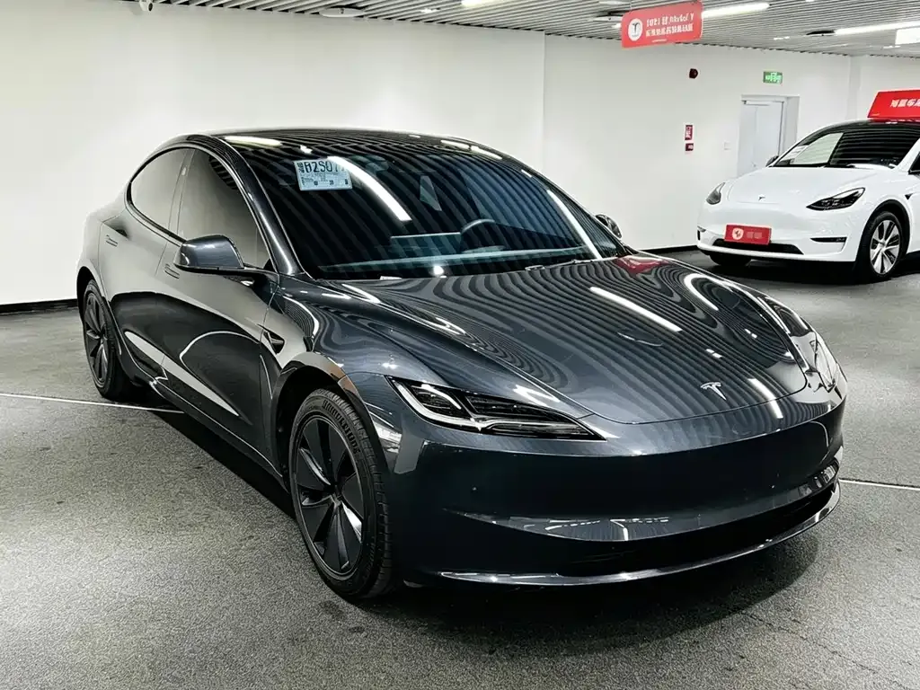 Tesla Model 3 — фото 8
