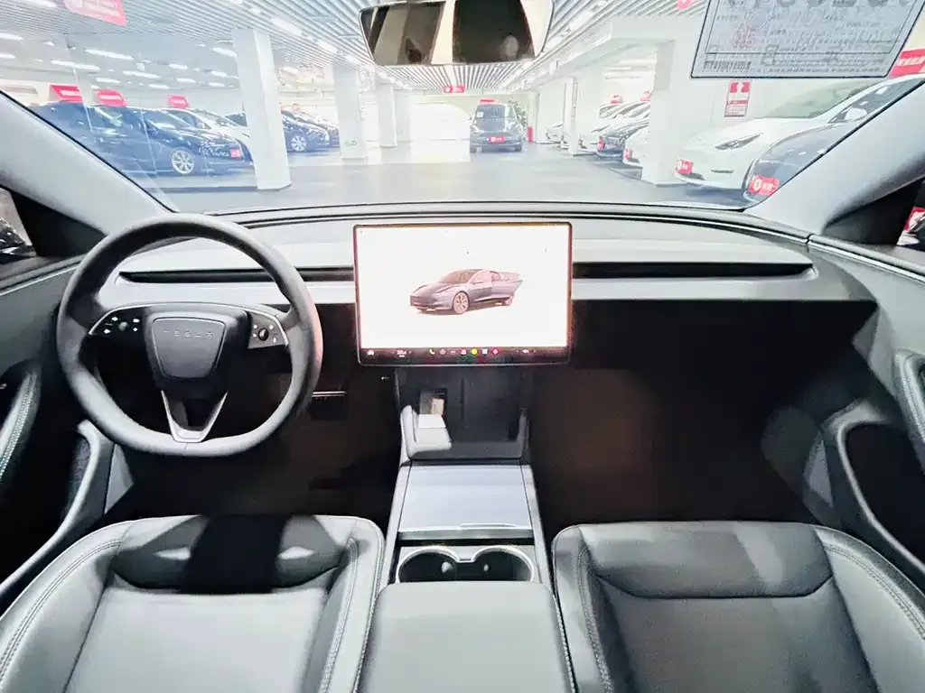 Tesla Model 3 — фото 2