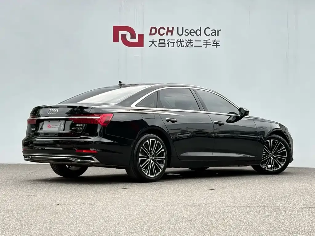 Audi A6L — фото 8