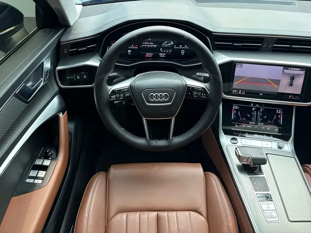 Audi A6L — фото 9
