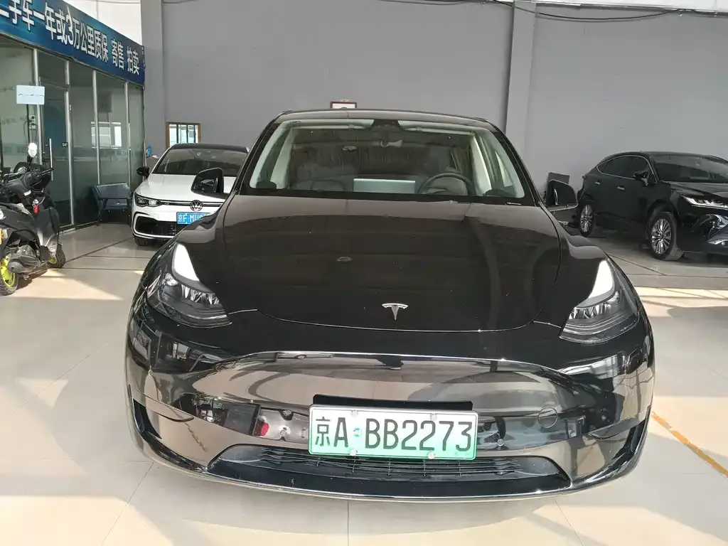 Tesla Model Y 2024 из CN, фото 8