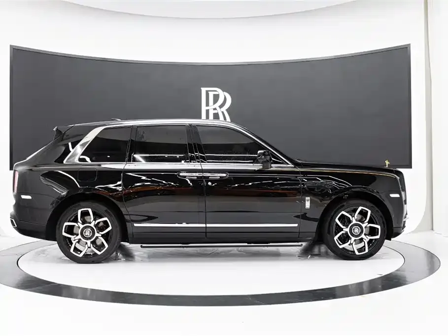 Rolls-Royce Cullinan — фото 5