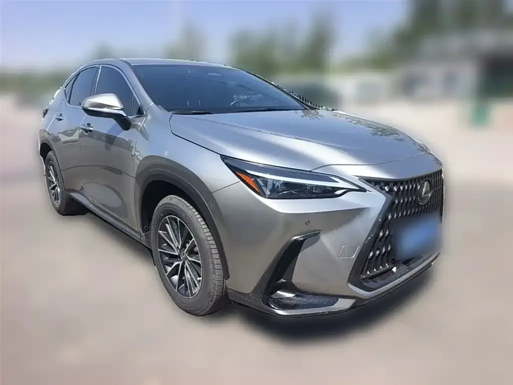 Lexus NX — фото 2