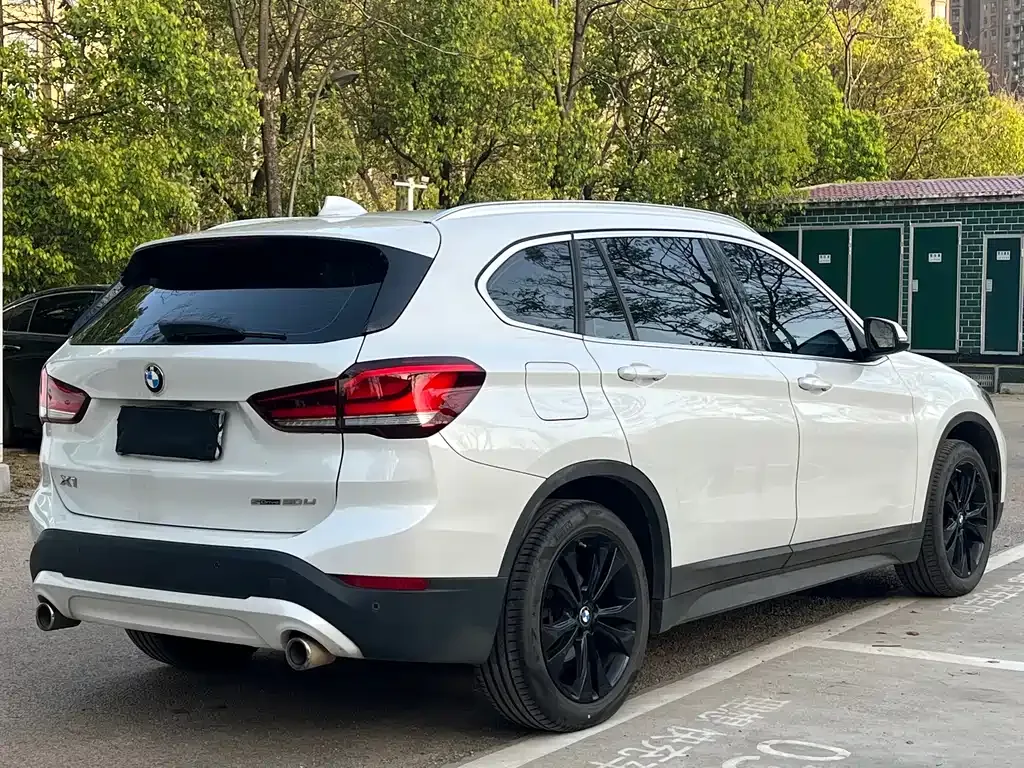 BMW X1 2021 из CN, фото 10
